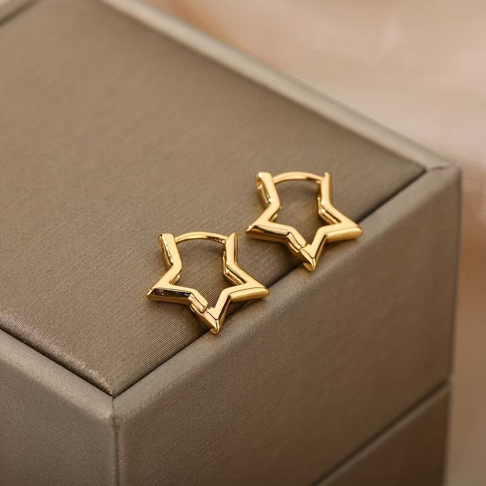Star-shaped hoop earrings