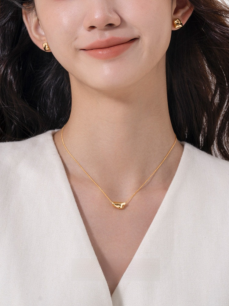 Minimalist versatile pendant necklace